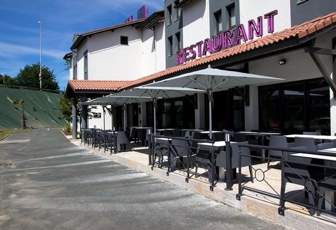 HOTEL LOREAK