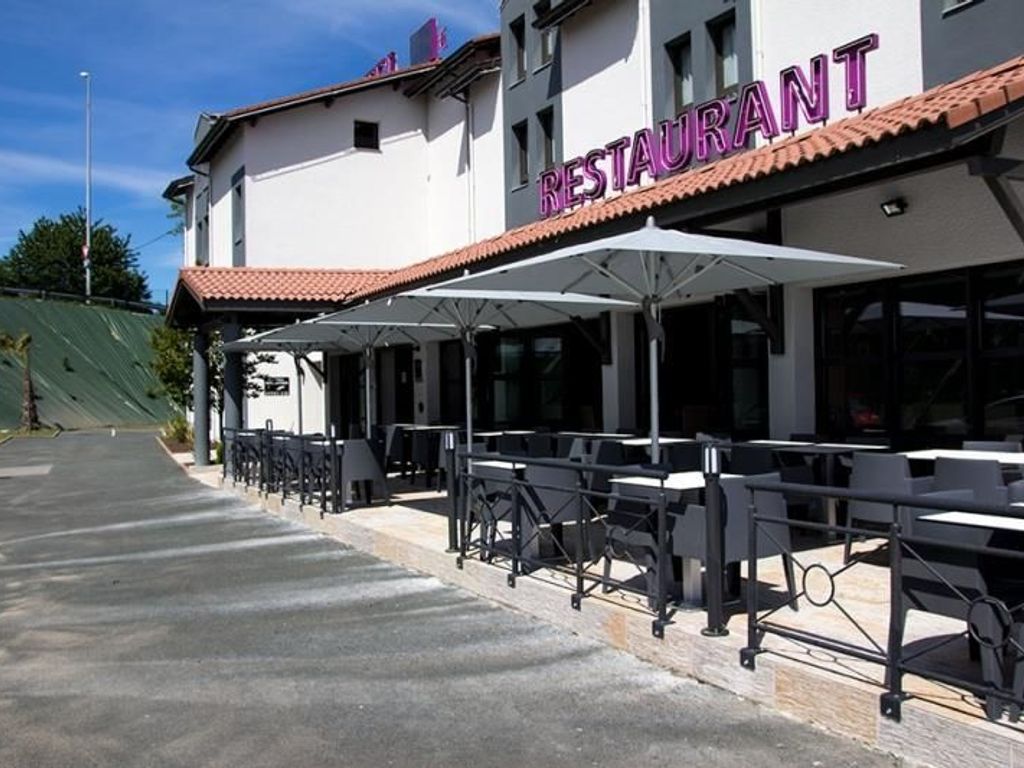 HOTEL LOREAK