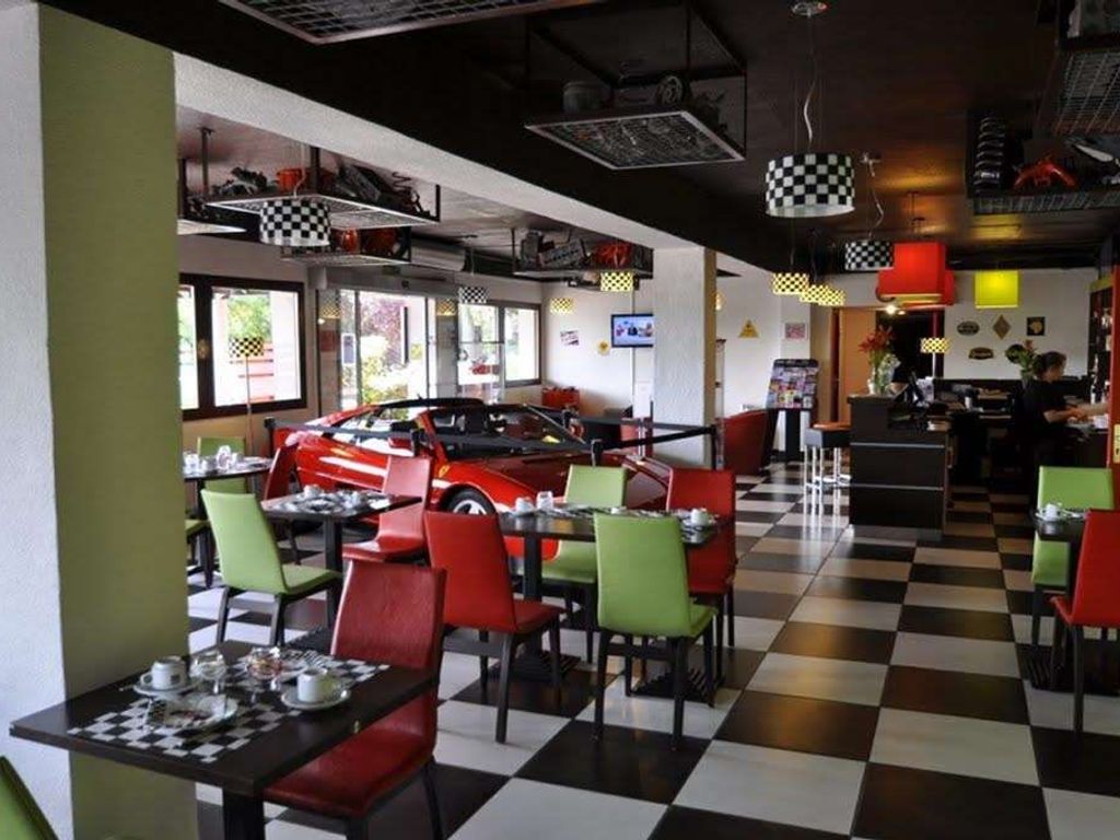 ENZO HOTELS VIERZON By KYRIAD DIRECT