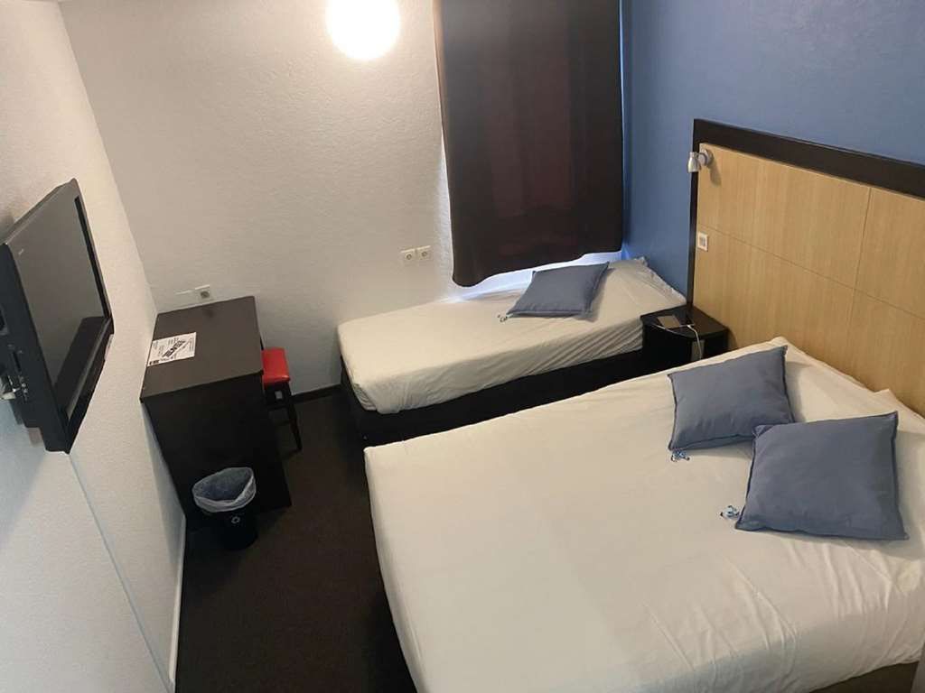 ENZO HOTELS VIERZON By KYRIAD DIRECT