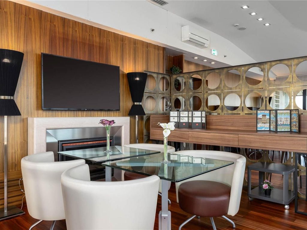 DoubleTree by Hilton Florence Metropole