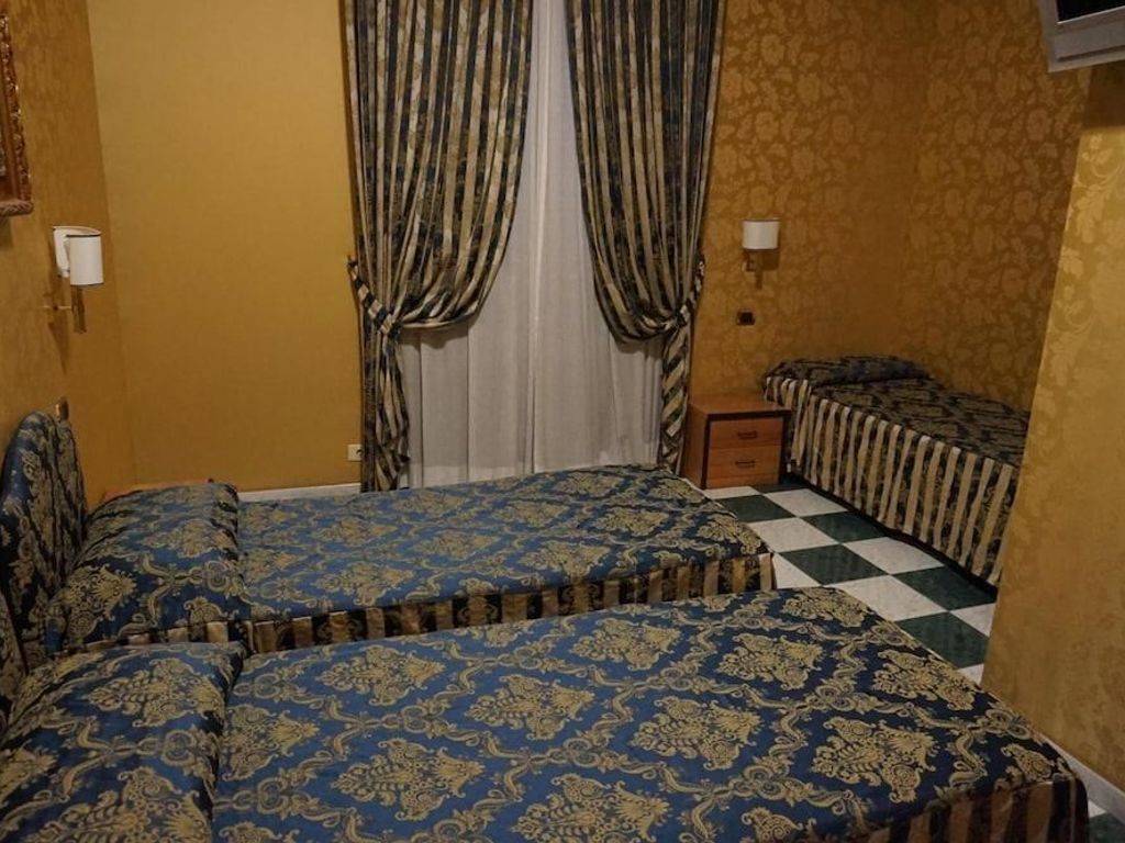 Hotel Mariano