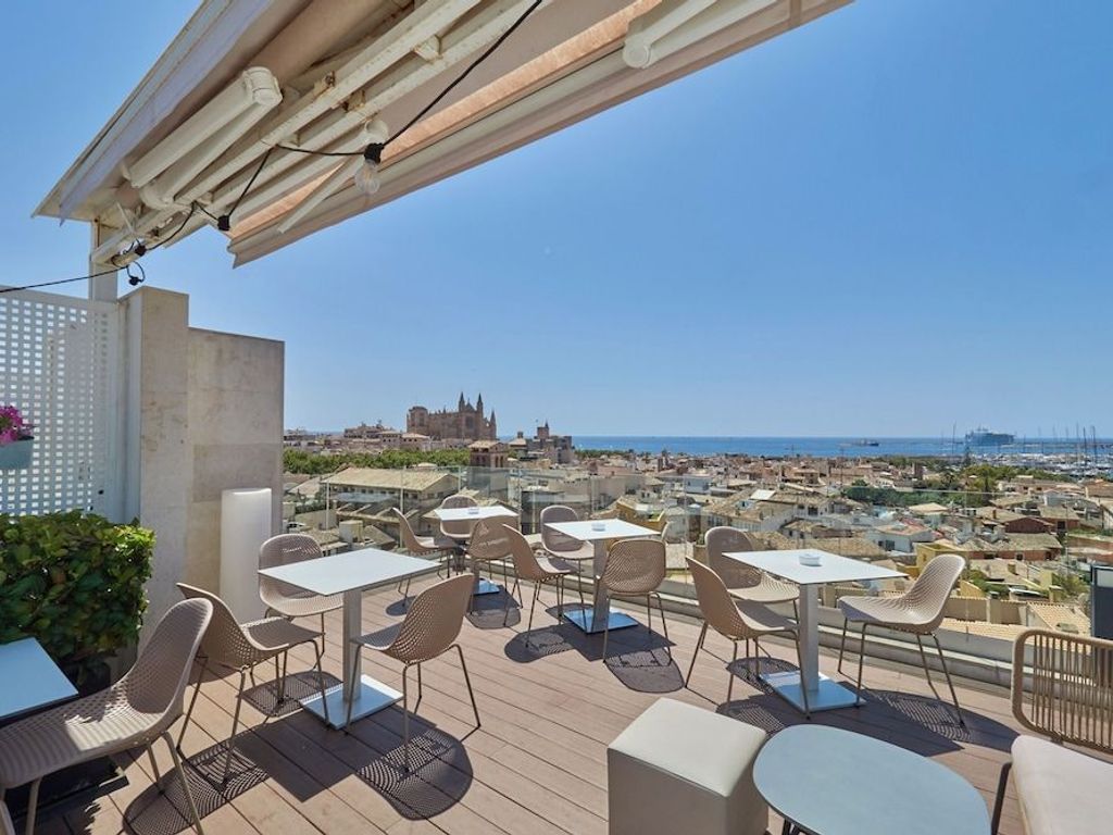 Hotel Almudaina