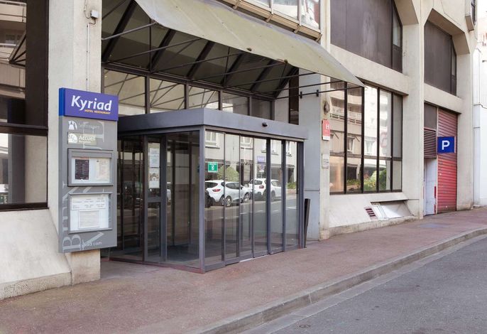 Kyriad Paris Est Bois de Vincennes