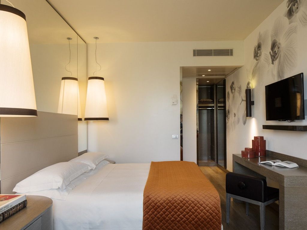 Starhotels E.c.ho