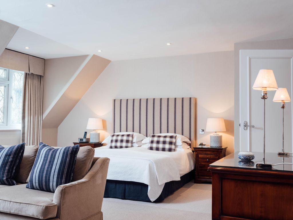 Longueville Manor