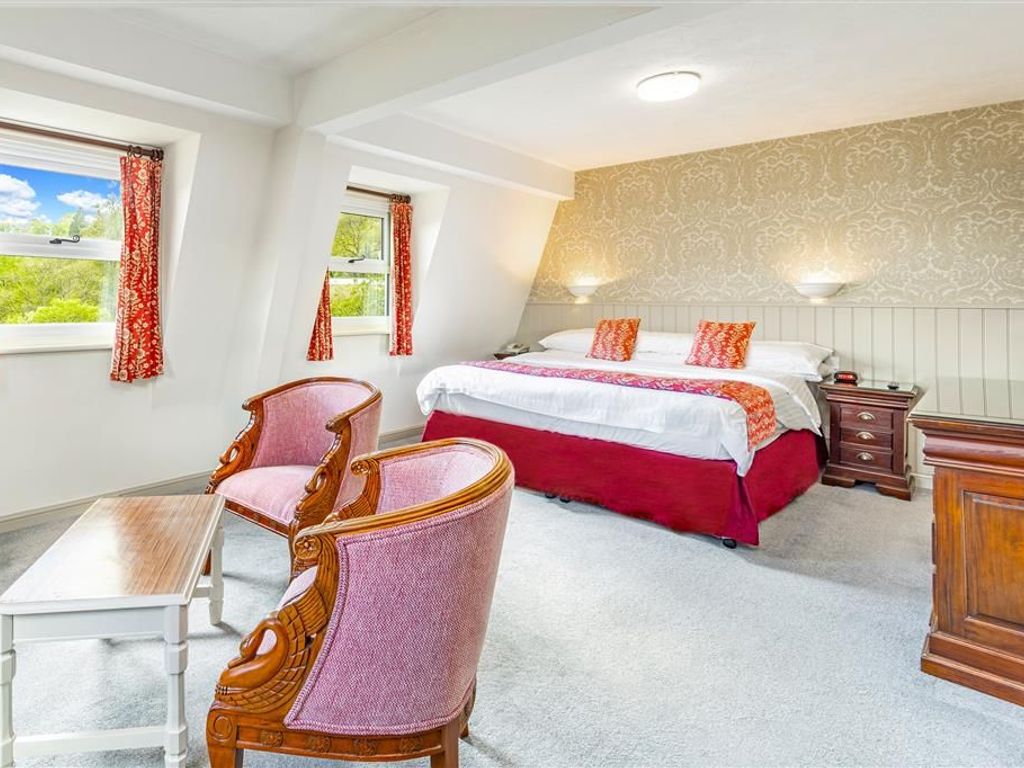 Best Western Limpley Stoke Hotel
