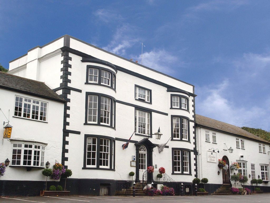 Donington Manor Hotel
