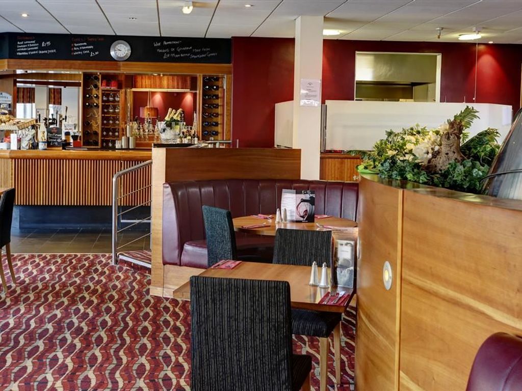 Best Western Kings Manor Hotel