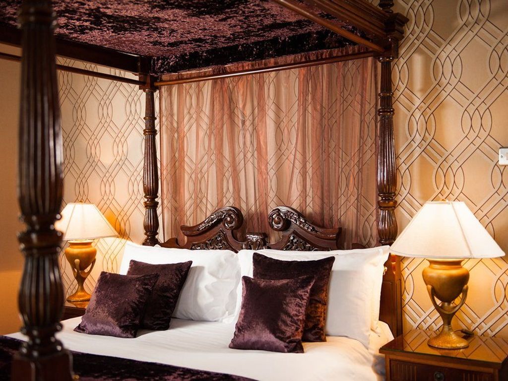 Popinjay Hotel