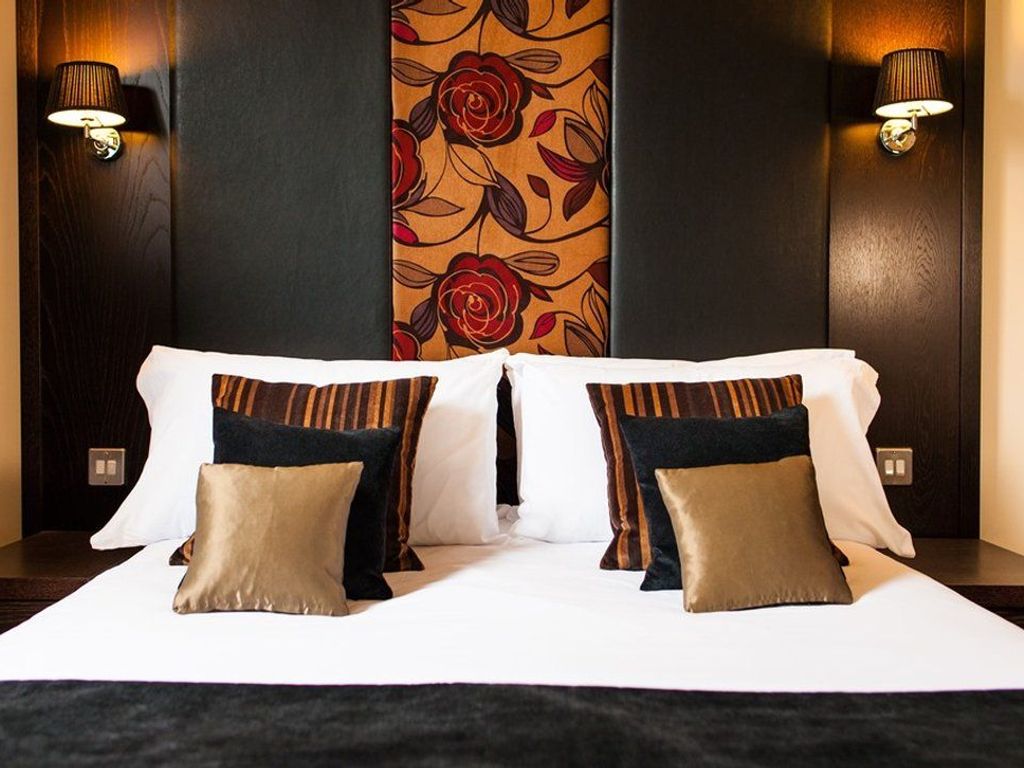 Popinjay Hotel