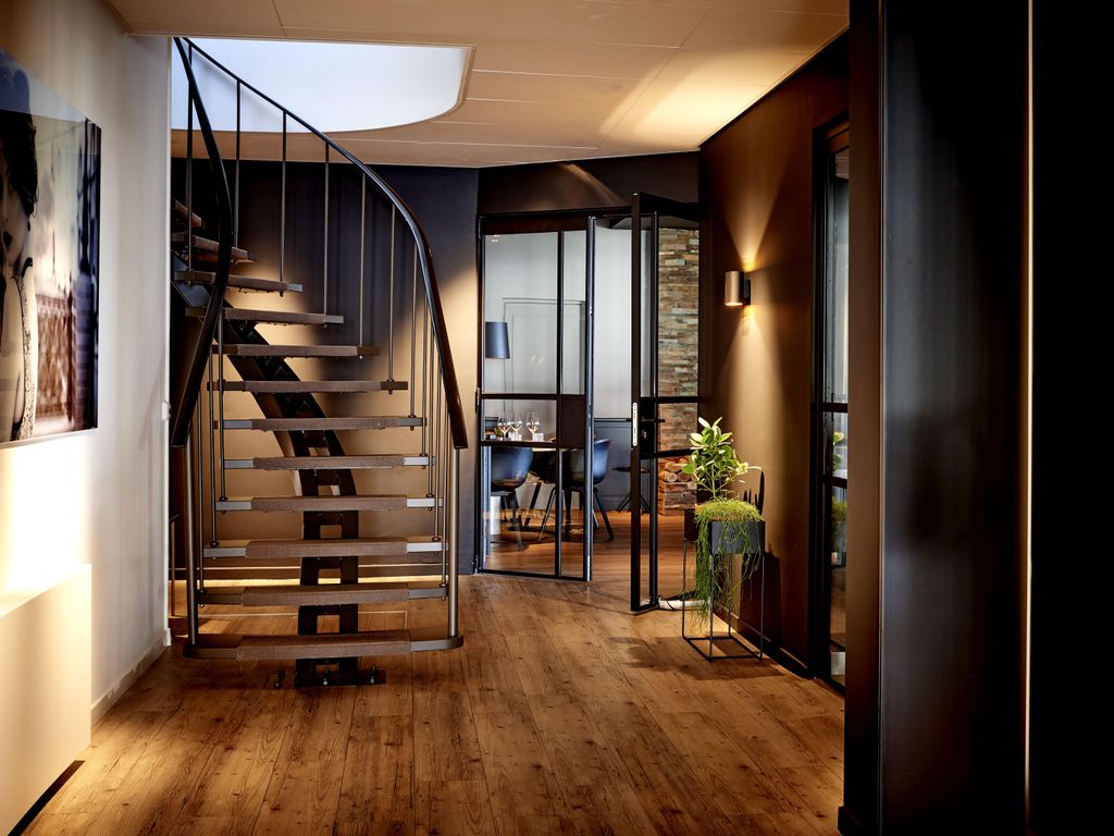 Hogerhuys -Adults only-min.16 years-