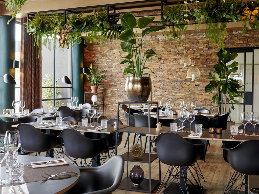 Hogerhuys -Adults only-min.16 years-