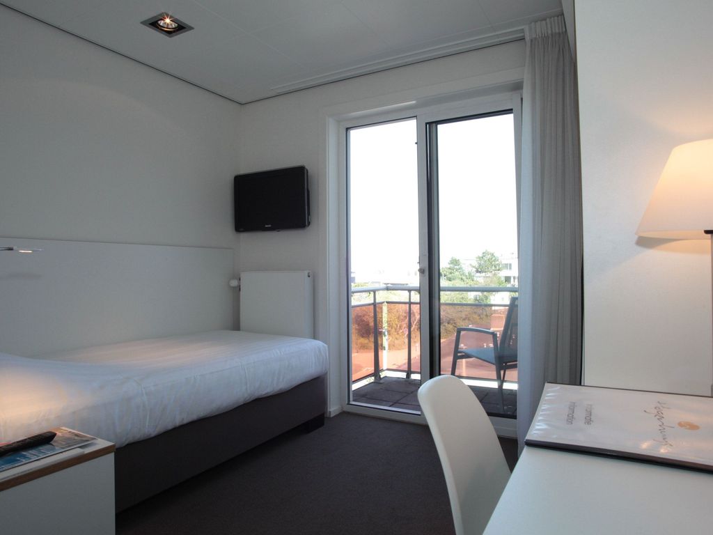 Hogerhuys -Adults only-min.16 years-