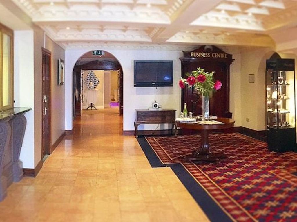 TF Royal Hotel