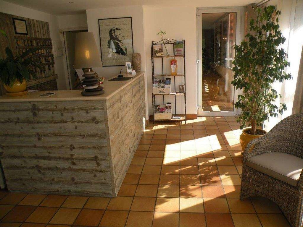 LE MOZART HOTEL