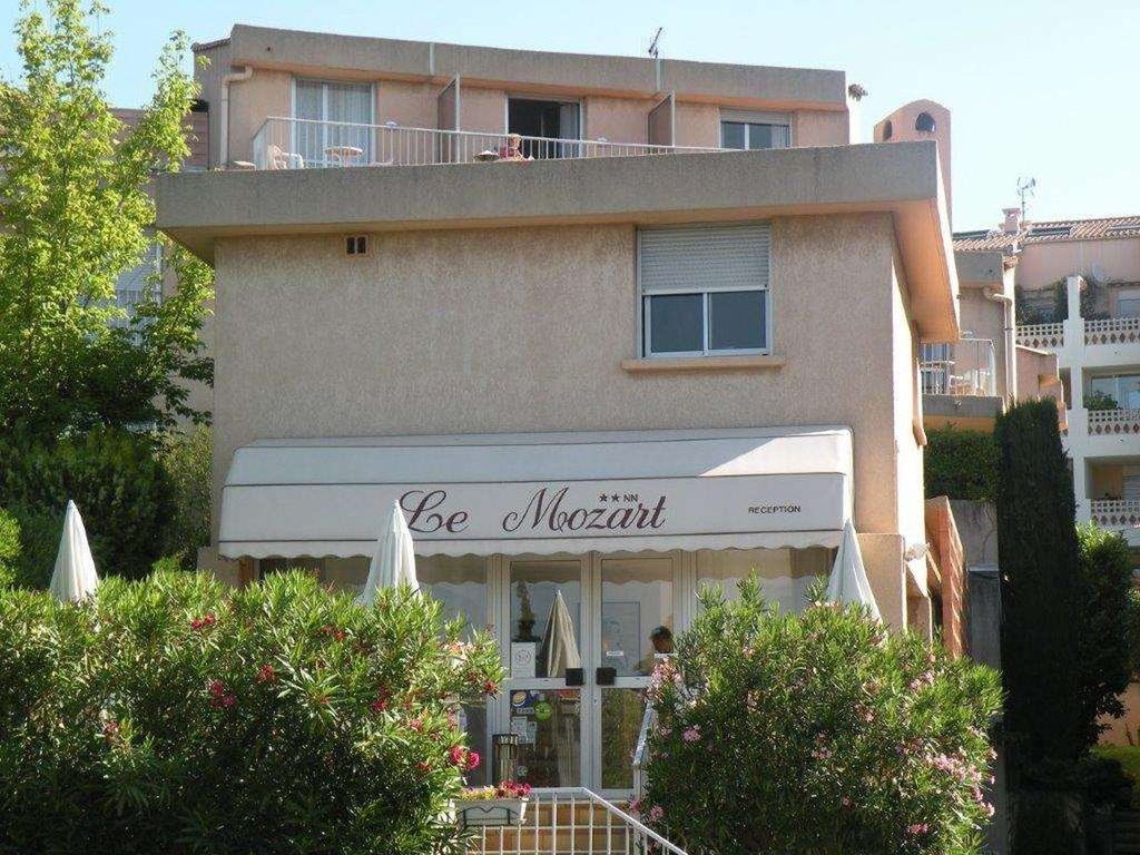 LE MOZART HOTEL