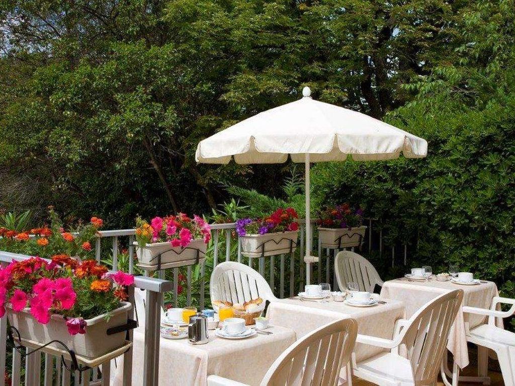 LE MOZART HOTEL