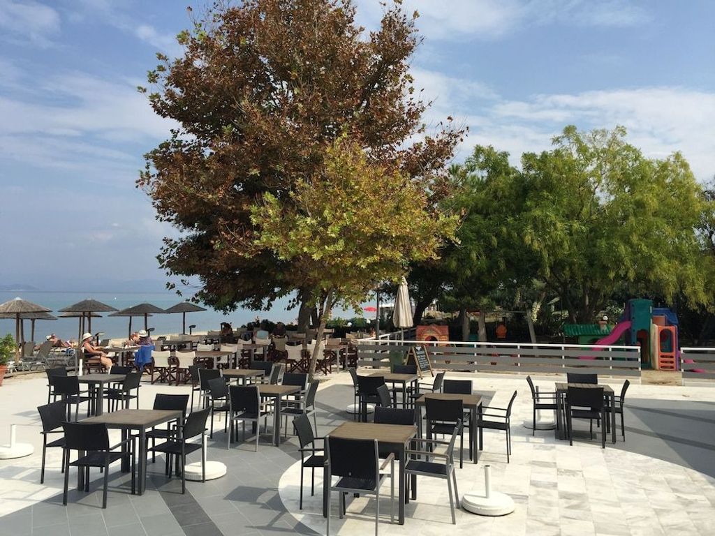 Naias Beach Hotel
