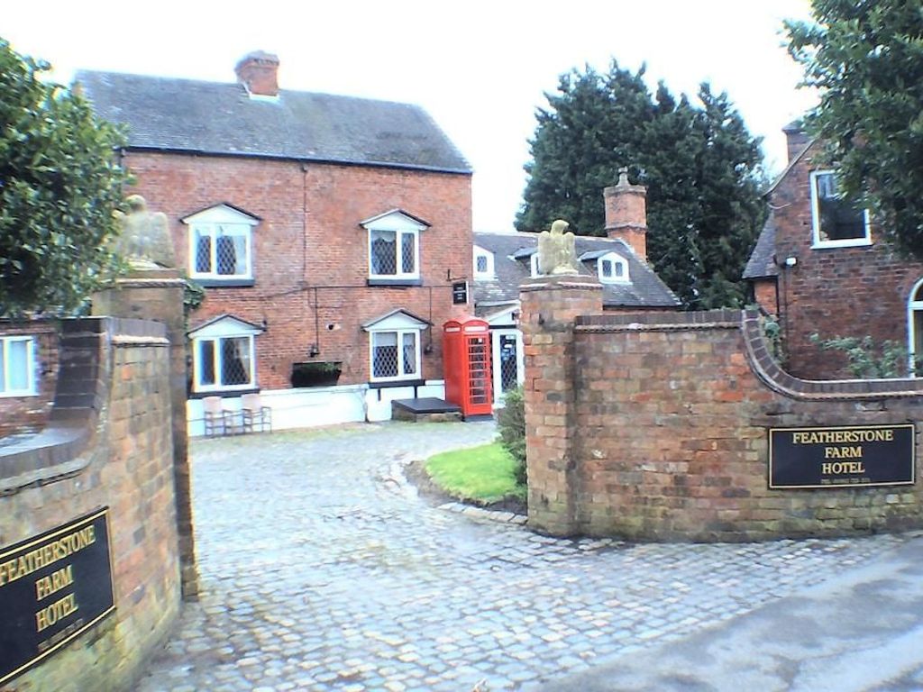 Featherstone Farm Hotel