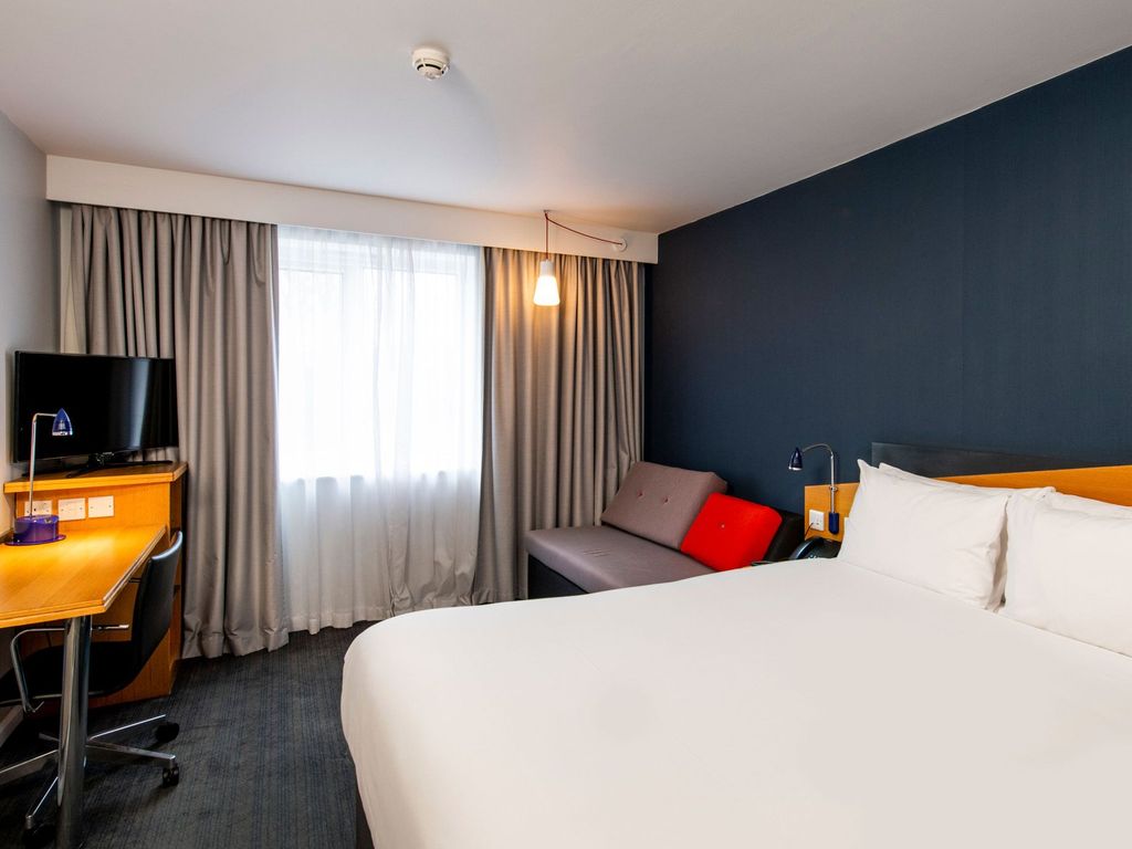 Holiday Inn Express NEWPORT by IHG