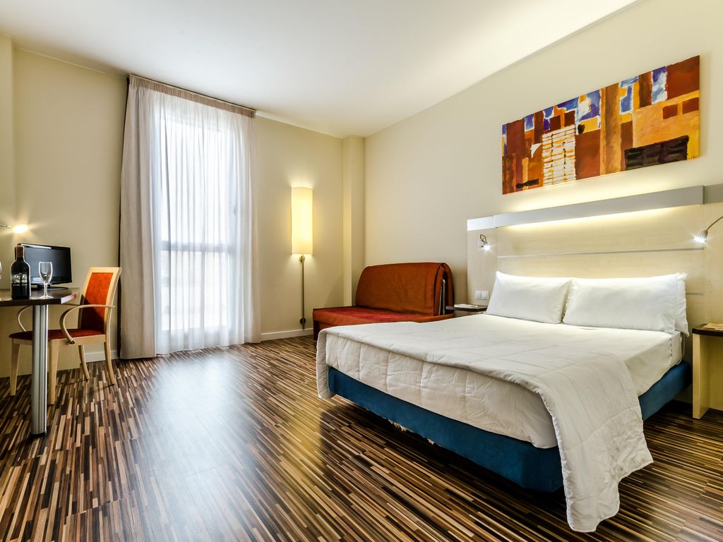 YIT CIUDAD DE ZARAGOZA Hotel
