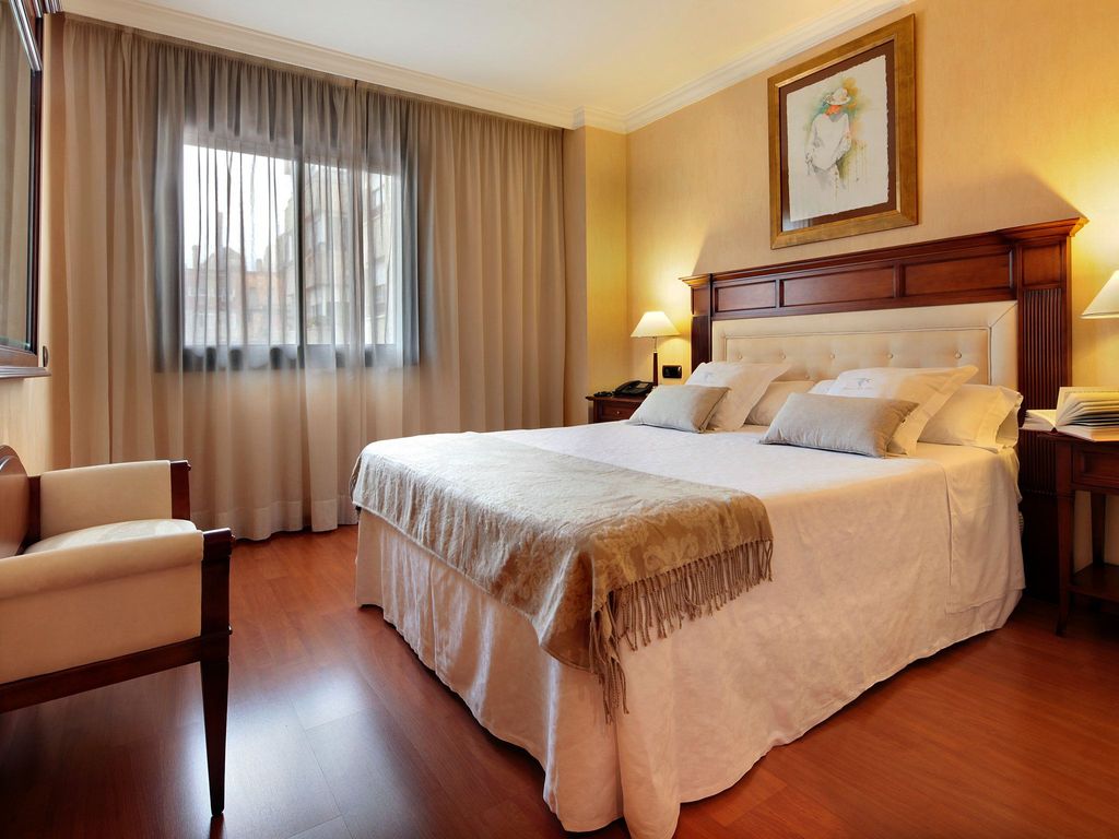 Aparthotel Hispanos 7 Suiza