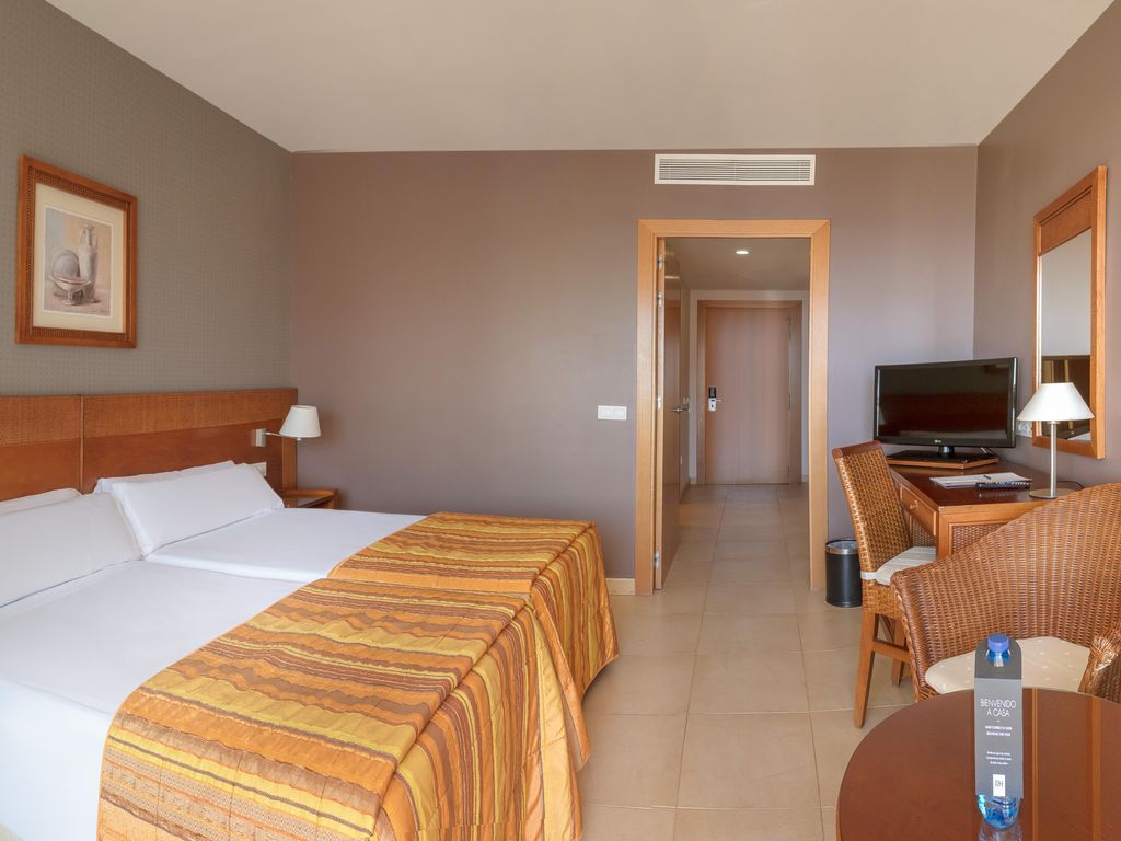 RH Ifach Hotel