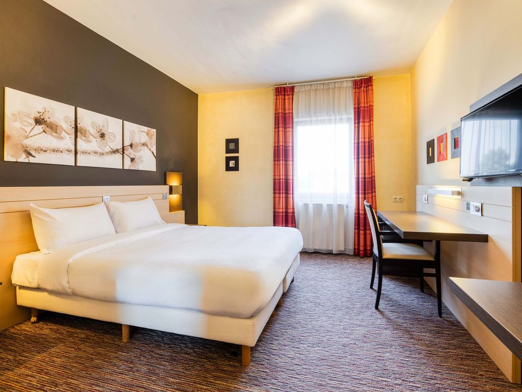 B&B HOTEL Mons Centre 3 étoiles