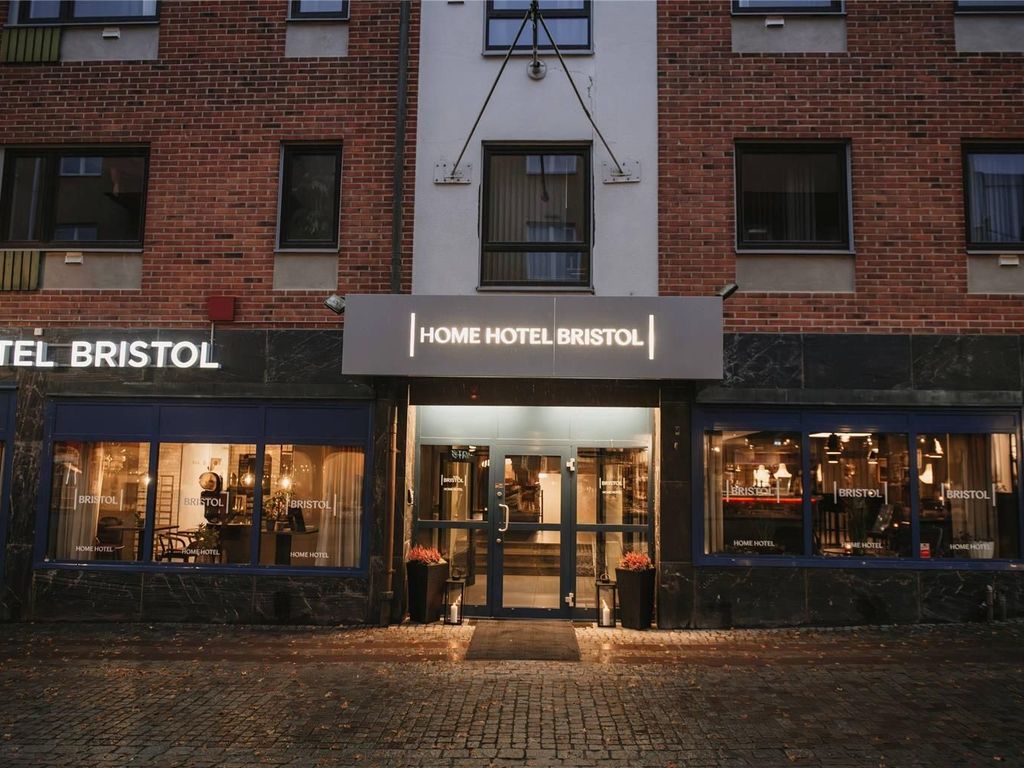 Home Hotel Bristol