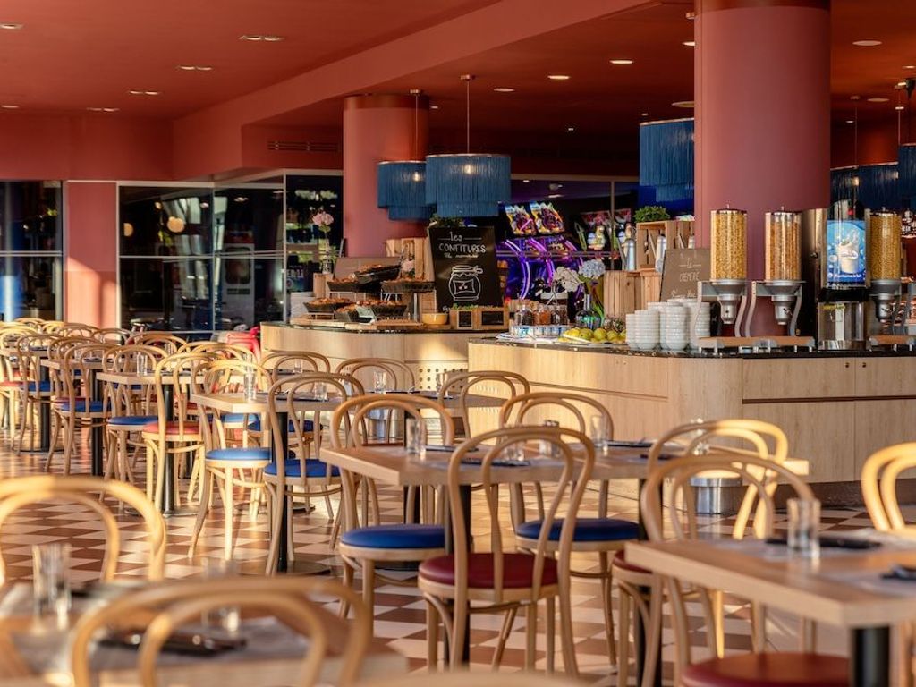 Grand Magic Hotel Marne La Vallée