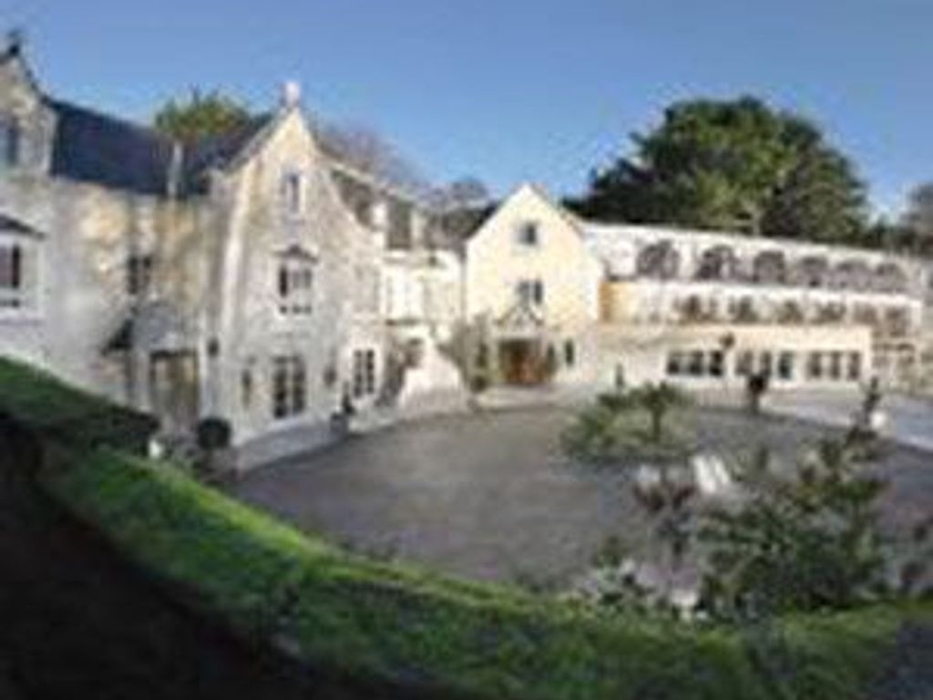 Fermain Valley Hotel