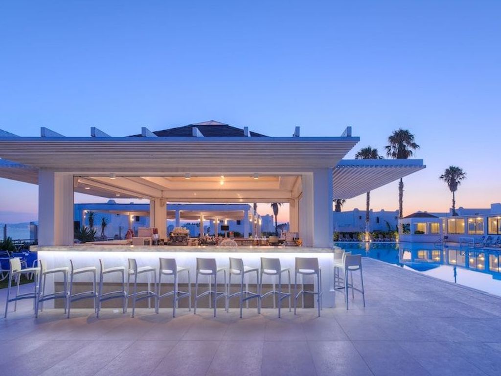 Aeolos Beach Hotel