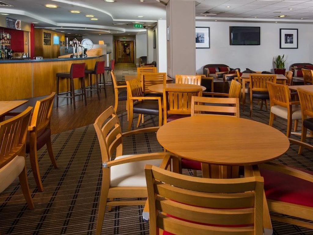 Holiday Inn Express SWANSEA - EAST by IHG