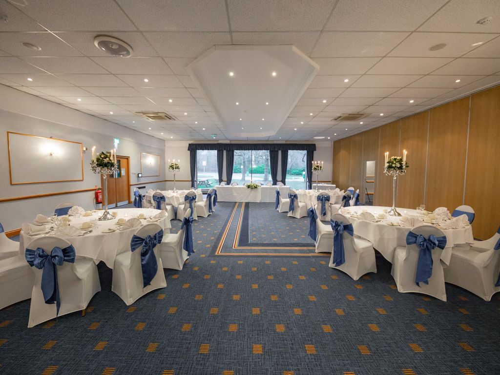 Holiday Inn NEWPORT by IHG