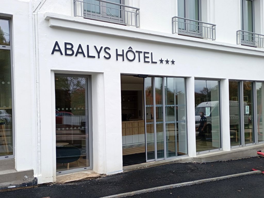 Abalys