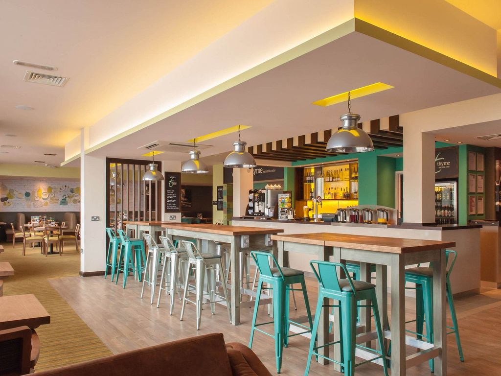Premier Inn Luton Town Centre