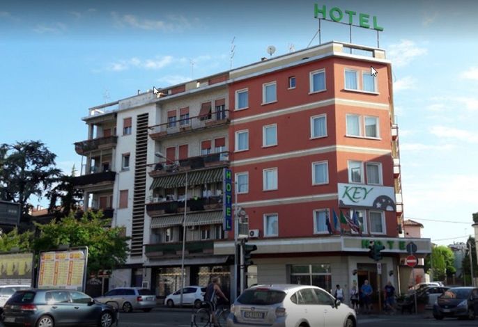 Key Hotel