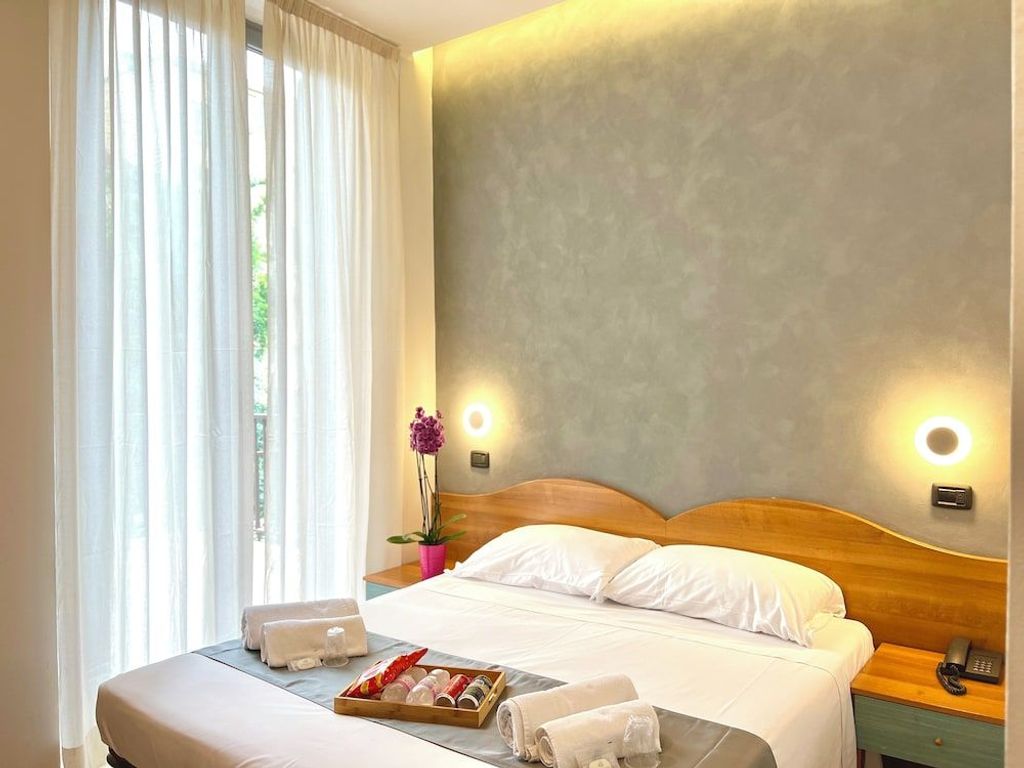 Sara Hotel