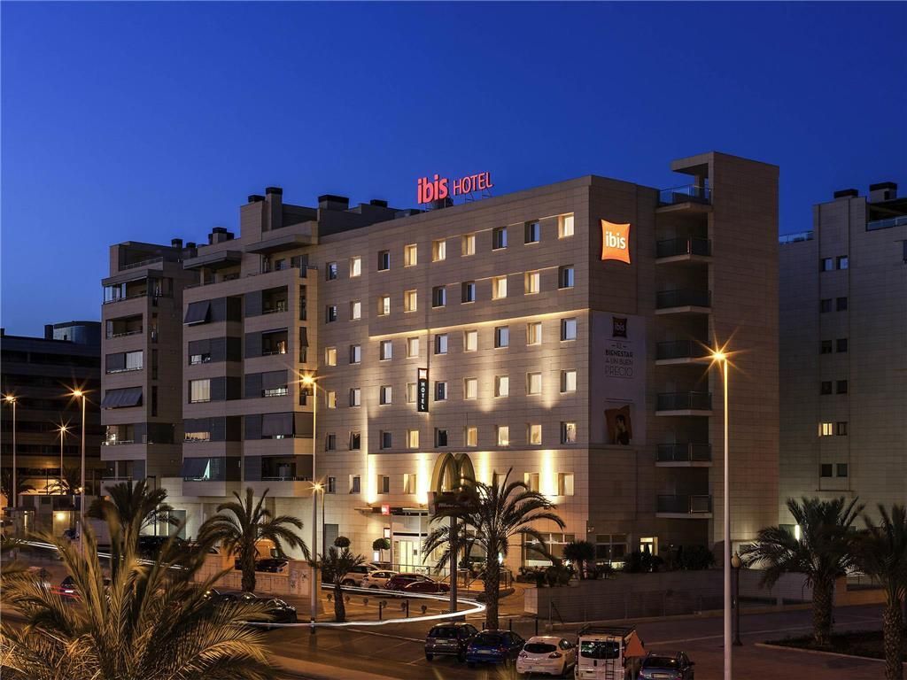 ibis Elche