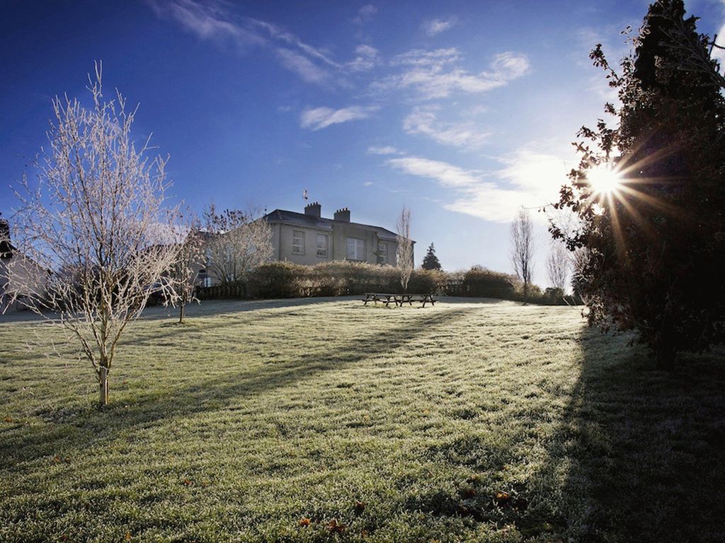 Castle Oaks House