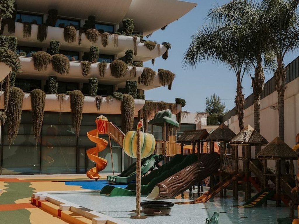 Hotel Deloix Aqua Center