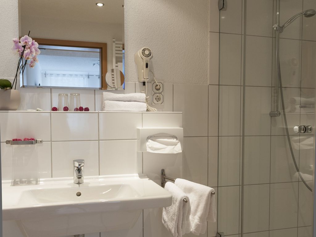 Land-gut-Hotel Merker am Bostalsee