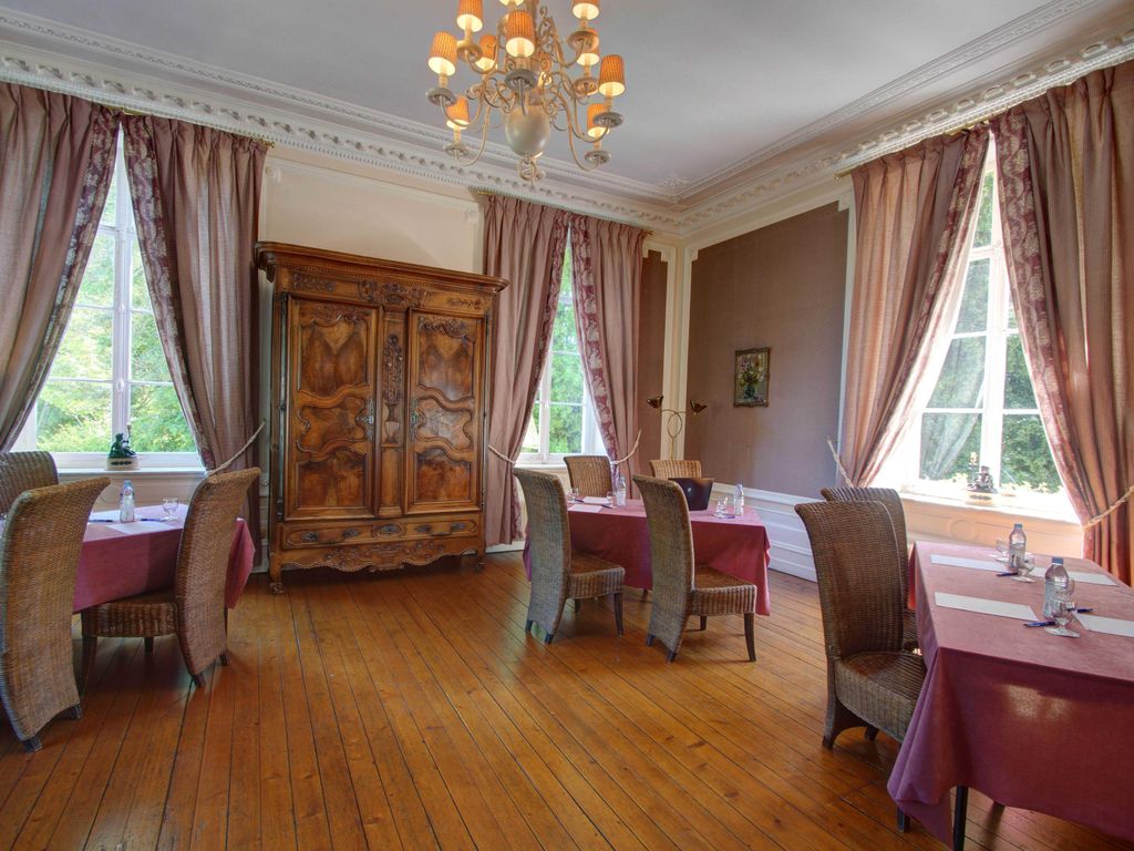 Najeti Hôtel Château Cléry