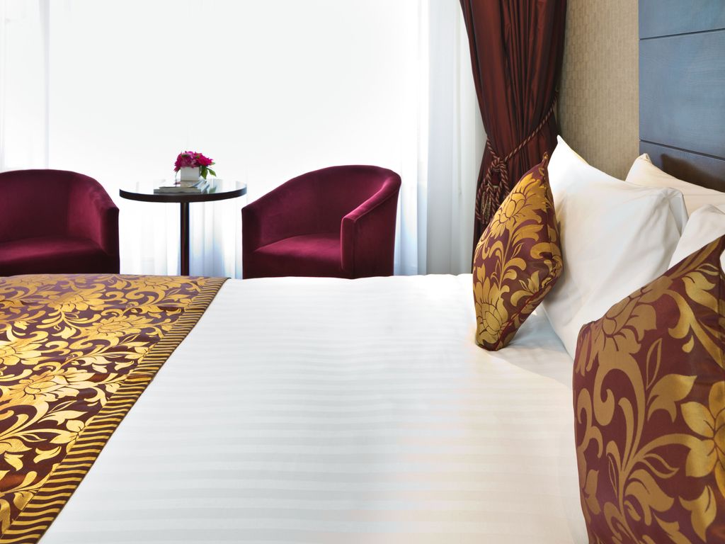 Park City Grand Plaza Kensington