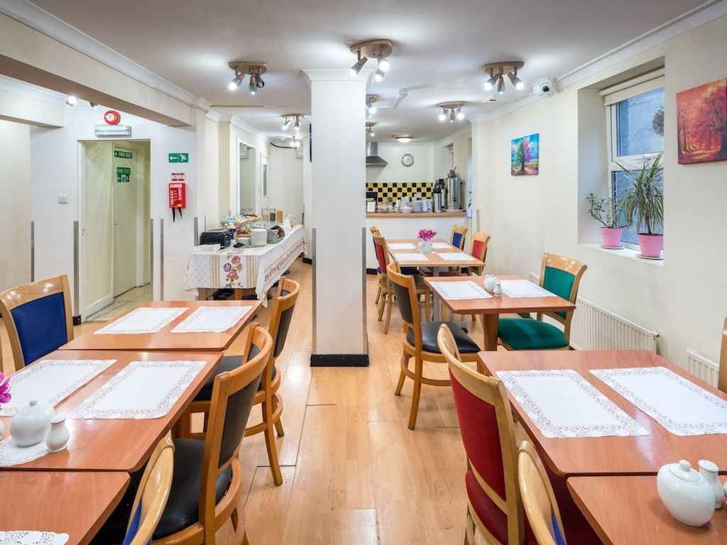 Bros Inn Hotel
