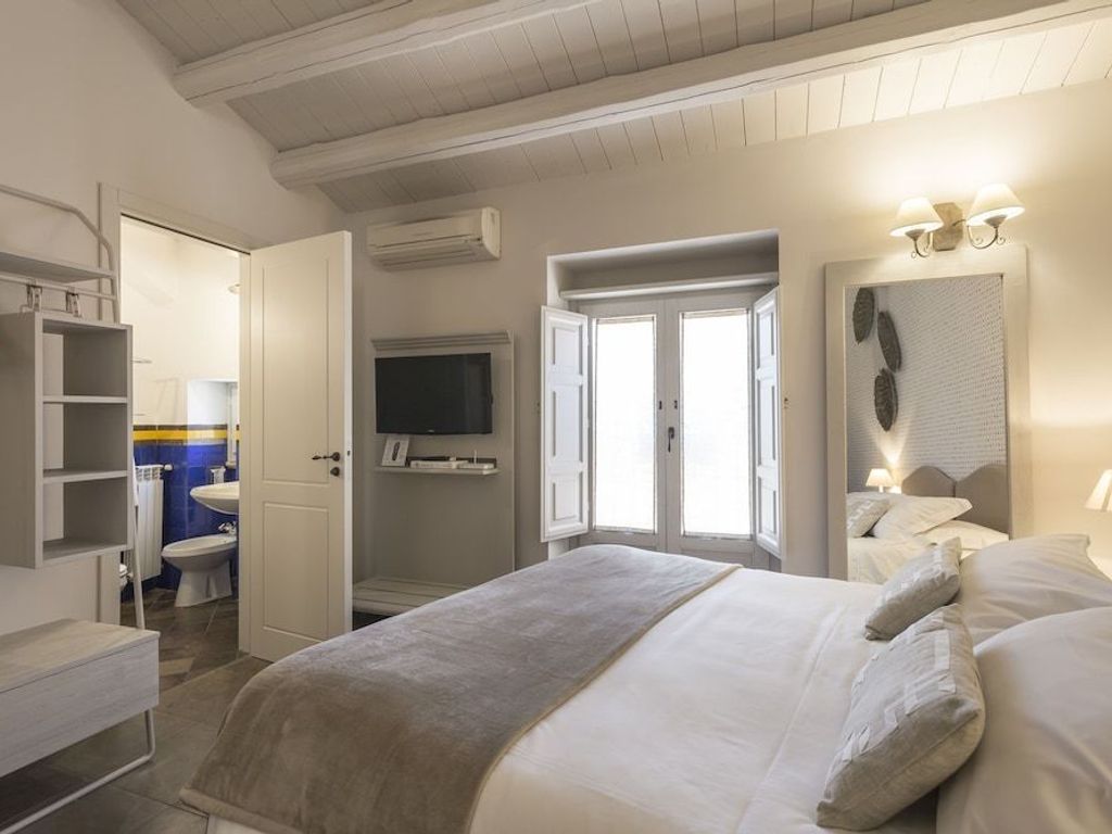 Locanda Don Serafino Historical Boutique Hotel