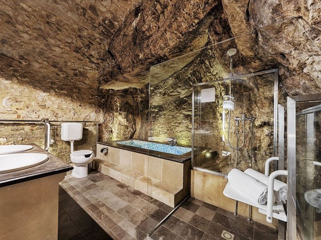 Locanda Don Serafino Historical Boutique Hotel