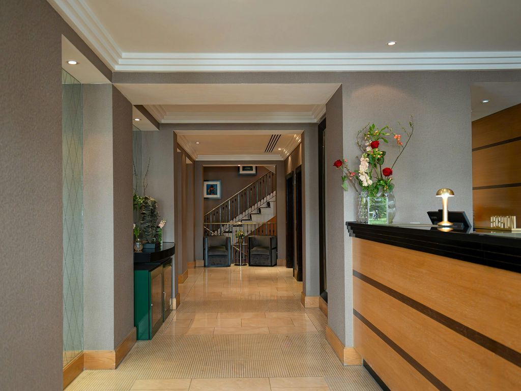 The Lowndes London