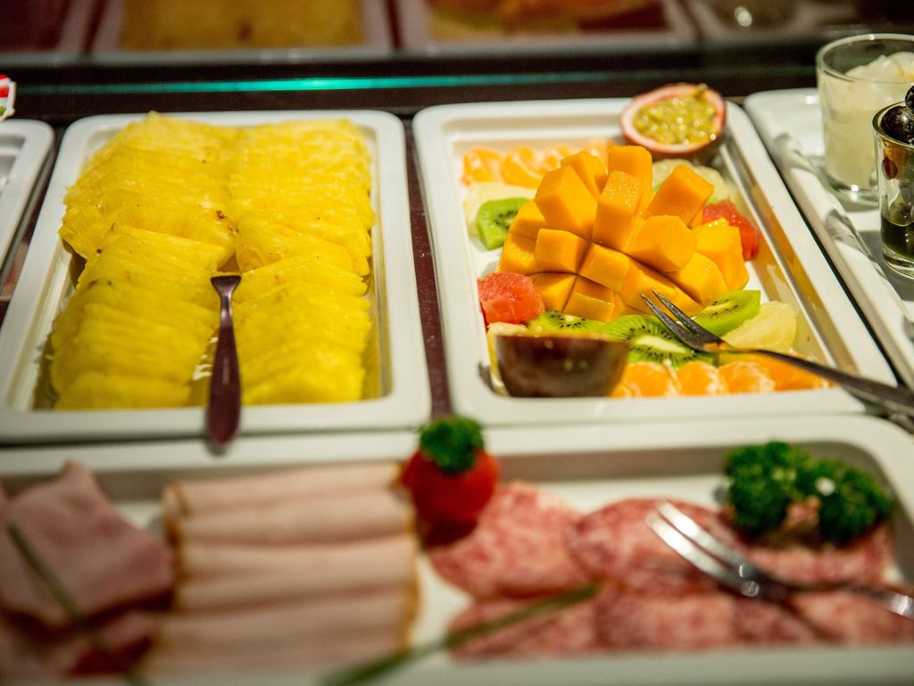 DASBREITEHOTEL am Rhein